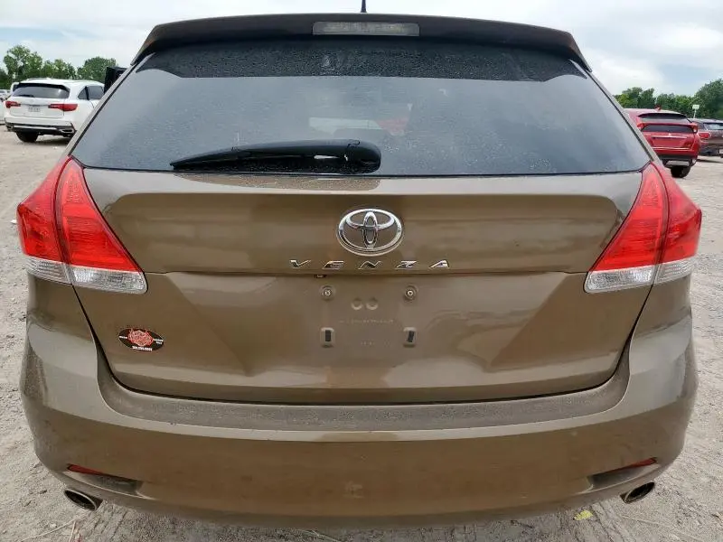 2010 TOYOTA VENZA   
