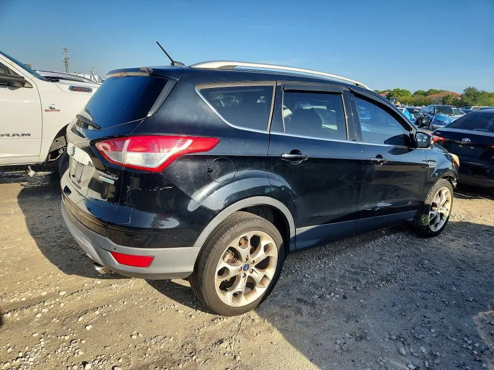 2016 FORD ESCAPE TITANIUM  