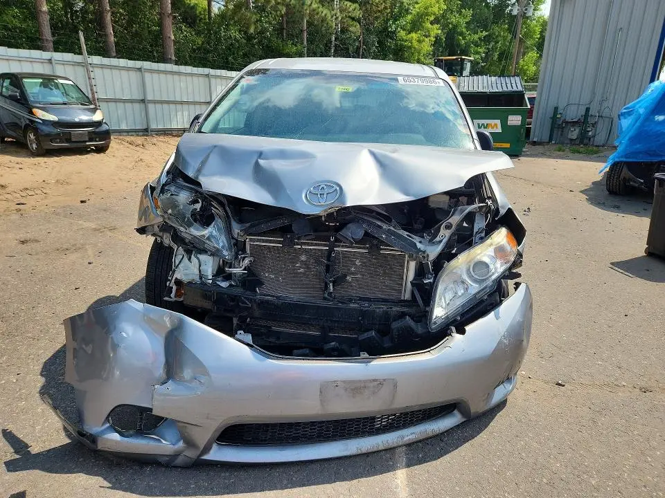 2016 TOYOTA SIENNA L 7-PASSENGER  