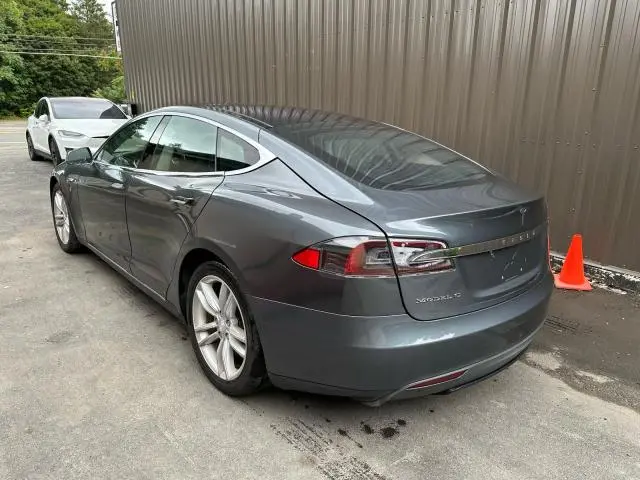 2013 TESLA MODEL S   
