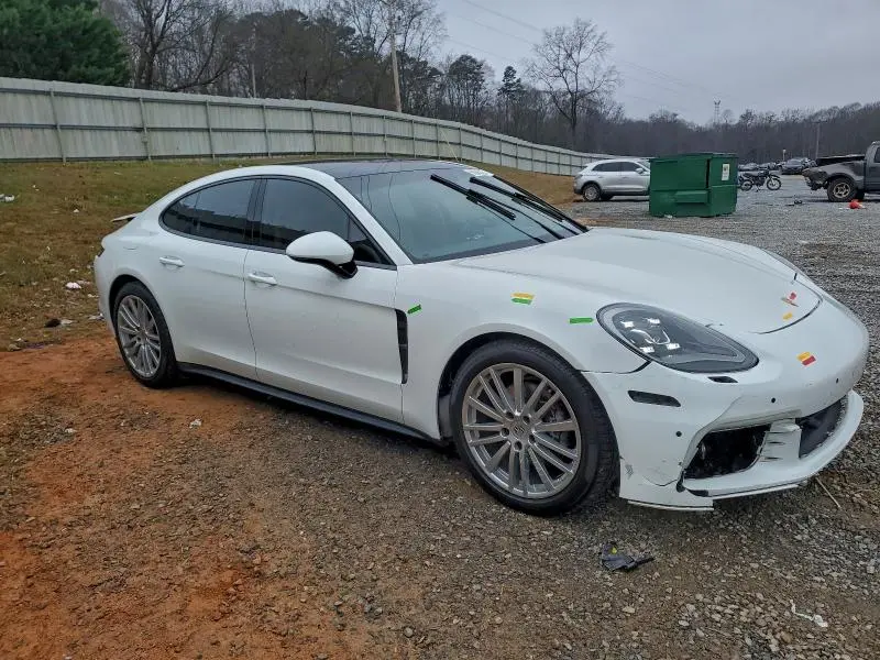 2018 PORSCHE PANAMERA 4  