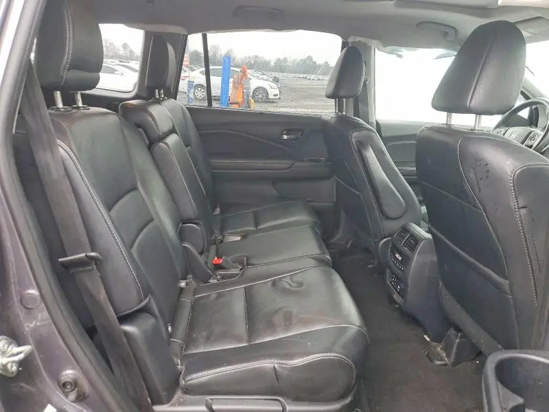 2016 HONDA PILOT TOURING  