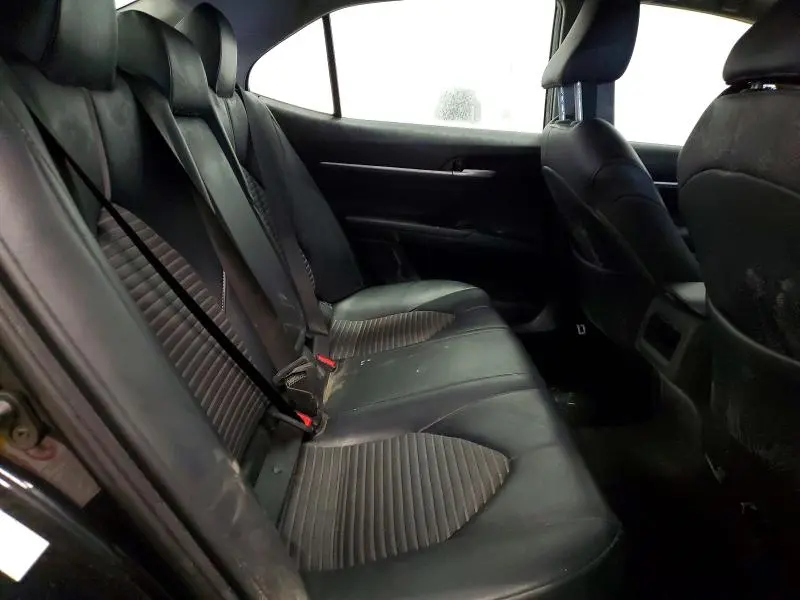 2018 TOYOTA CAMRY   