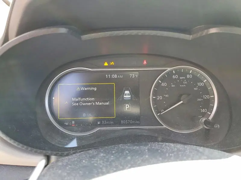 2021 NISSAN VERSA SV  