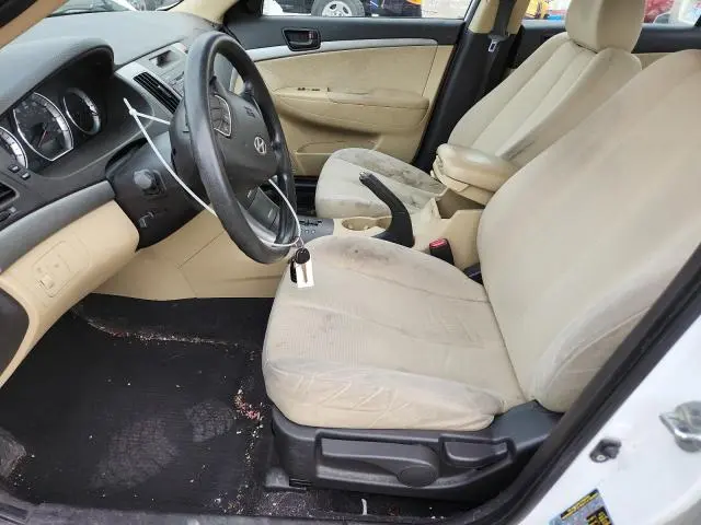 2010 HYUNDAI SONATA GLS  