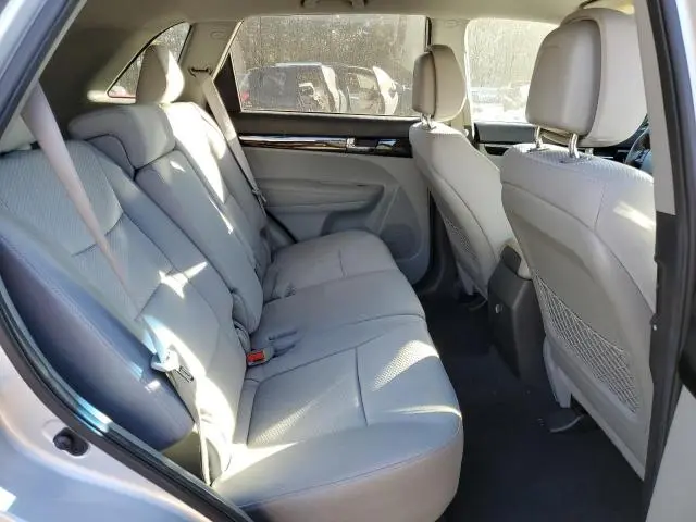 2011 KIA SORENTO BASE  