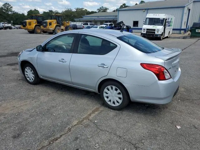 2019 NISSAN VERSA S  