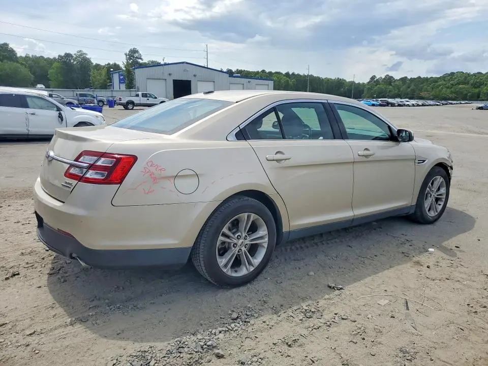 2018 FORD TAURUS SEL  