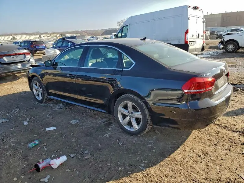 2015 VOLKSWAGEN PASSAT S  