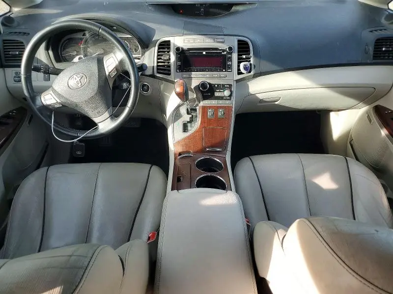 2010 TOYOTA VENZA AWD V6  