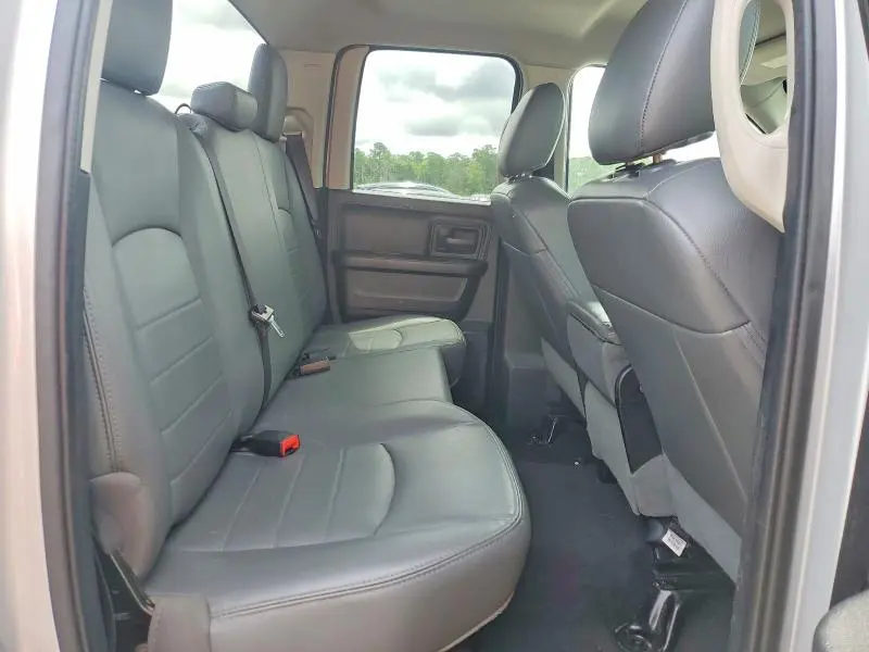 2016 RAM 1500 ST  