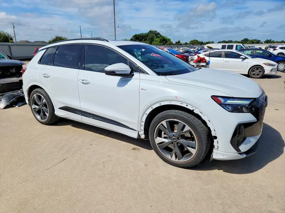 2024 AUDI Q4 E-TRON PREMIUM  