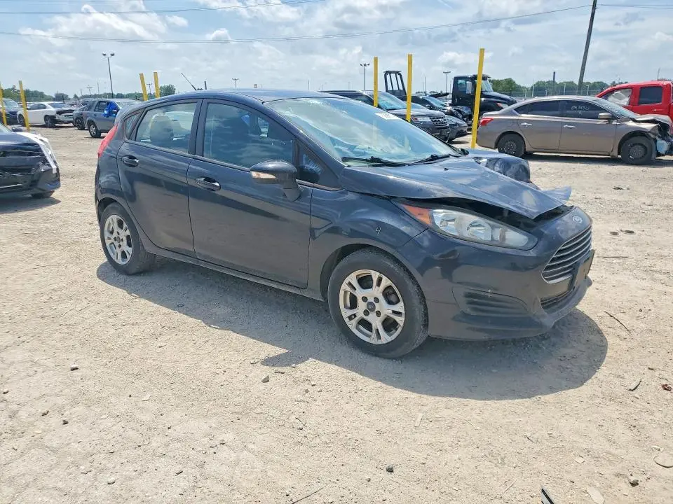 2014 FORD FIESTA SE  