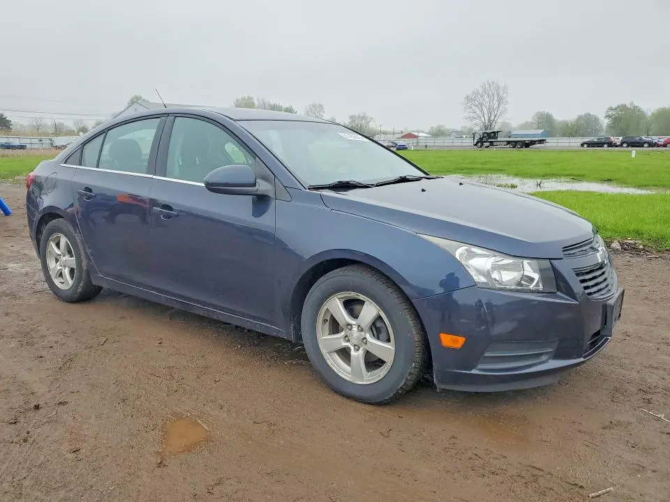 2013 CHEVROLET CRUZE LT  