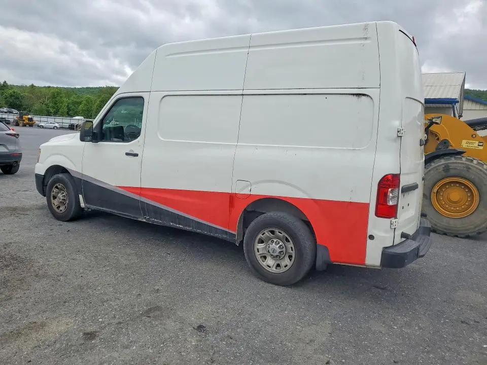 2015 NISSAN NV 2500  