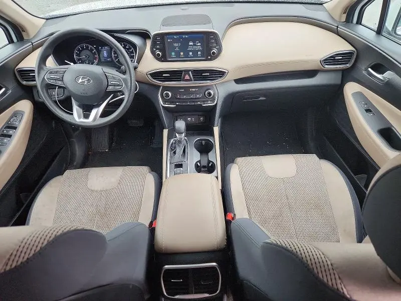 2020 HYUNDAI SANTA FE SE  