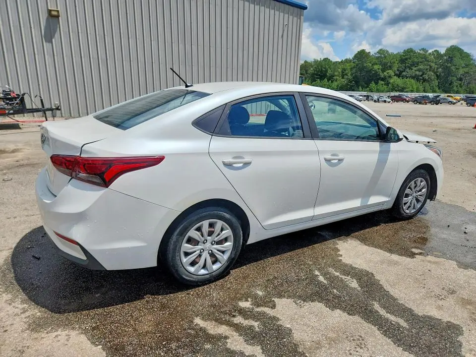 2019 HYUNDAI ACCENT SE  