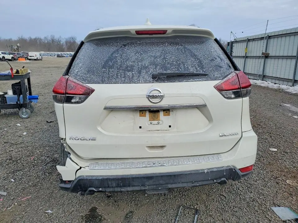 2017 NISSAN ROGUE S  