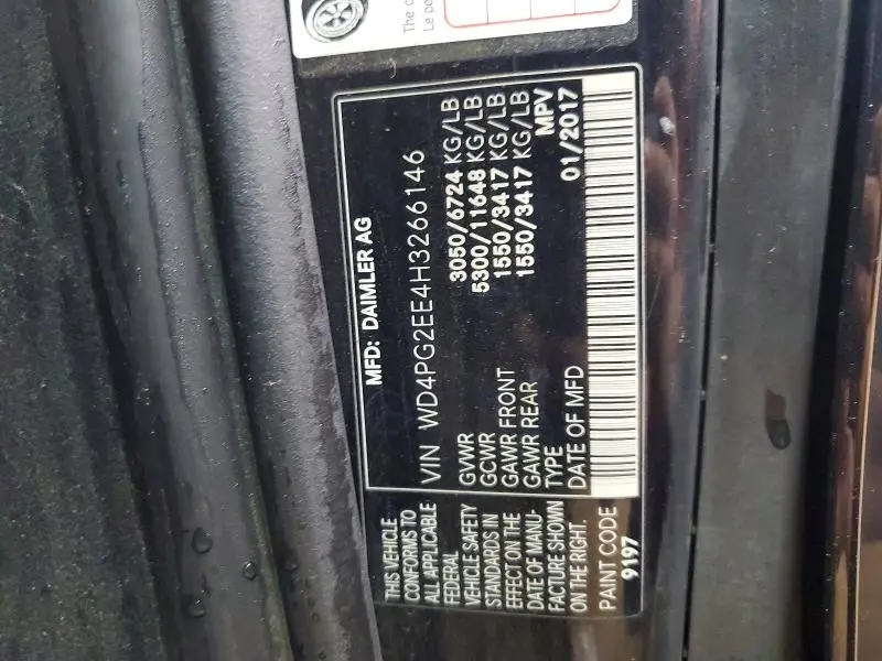 2017 MERCEDES-BENZ METRIS   