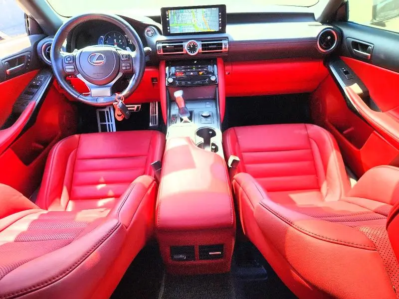 2022 LEXUS IS 250   