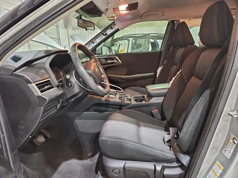 2022 MITSUBISHI OUTLANDER ES  