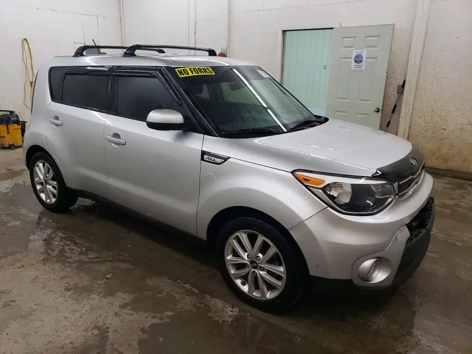 2017 KIA SOUL +  
