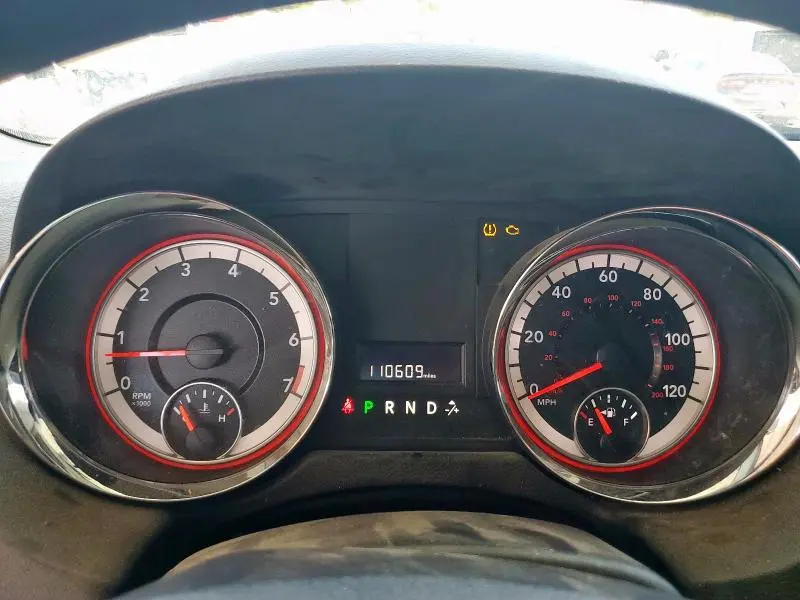 2016 DODGE GRAND CARAVAN SE  