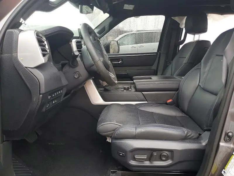 2024 TOYOTA TUNDRA CREWMAX PLATINUM  