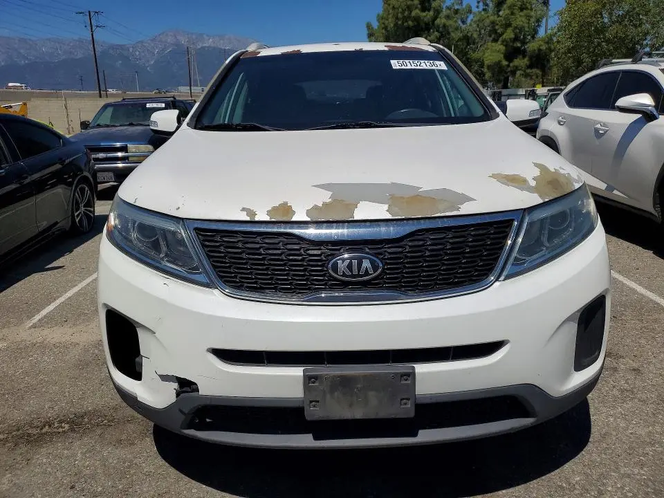 2015 KIA SORENTO LX  