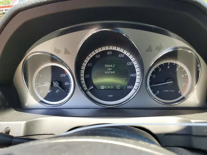 2011 MERCEDES-BENZ 300C   