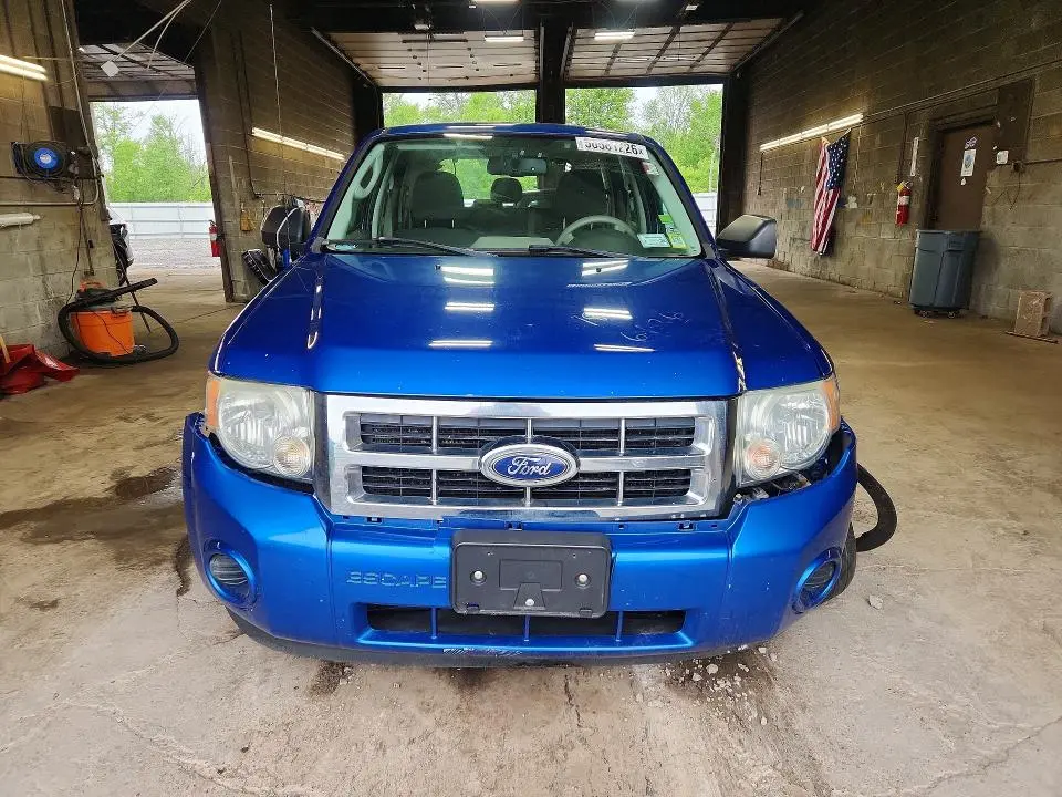 2011 FORD ESCAPE XLS  