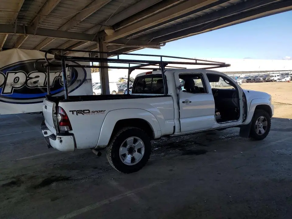 2014 TOYOTA TACOMA V6  