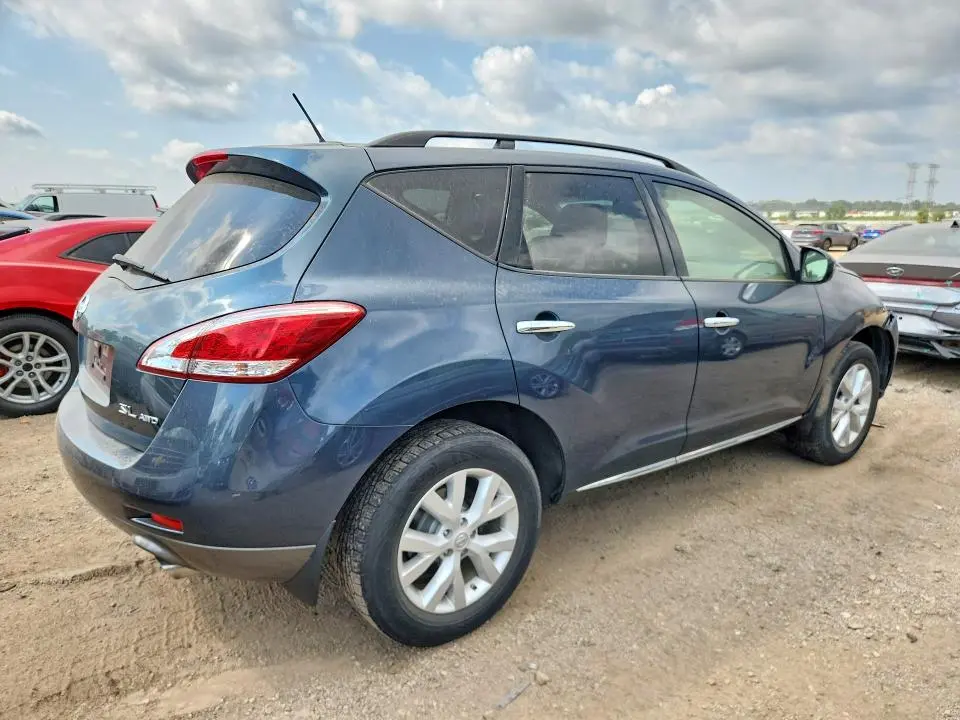 2013 NISSAN MURANO S  
