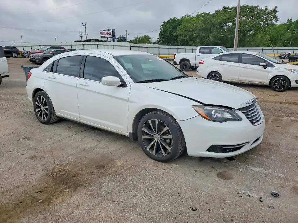 2013 CHRYSLER 200 LIMITED  