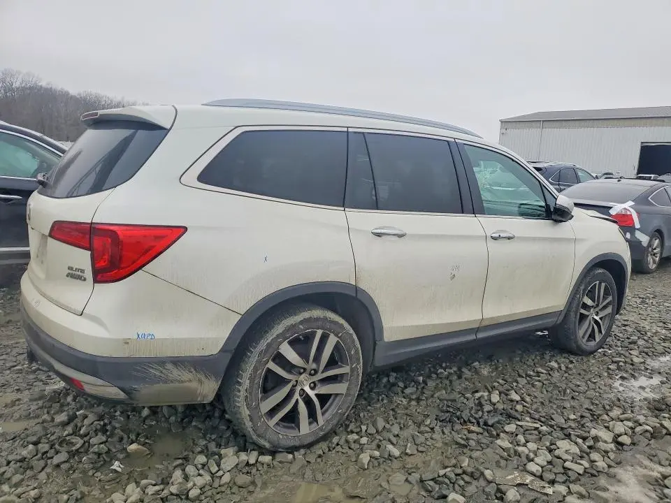 2018 HONDA PILOT ELITE  