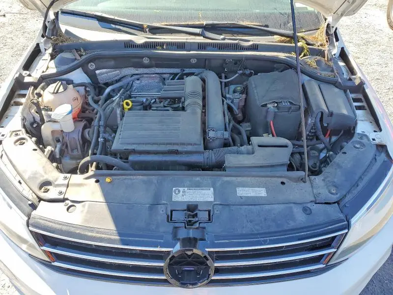 2016 VOLKSWAGEN JETTA SE  