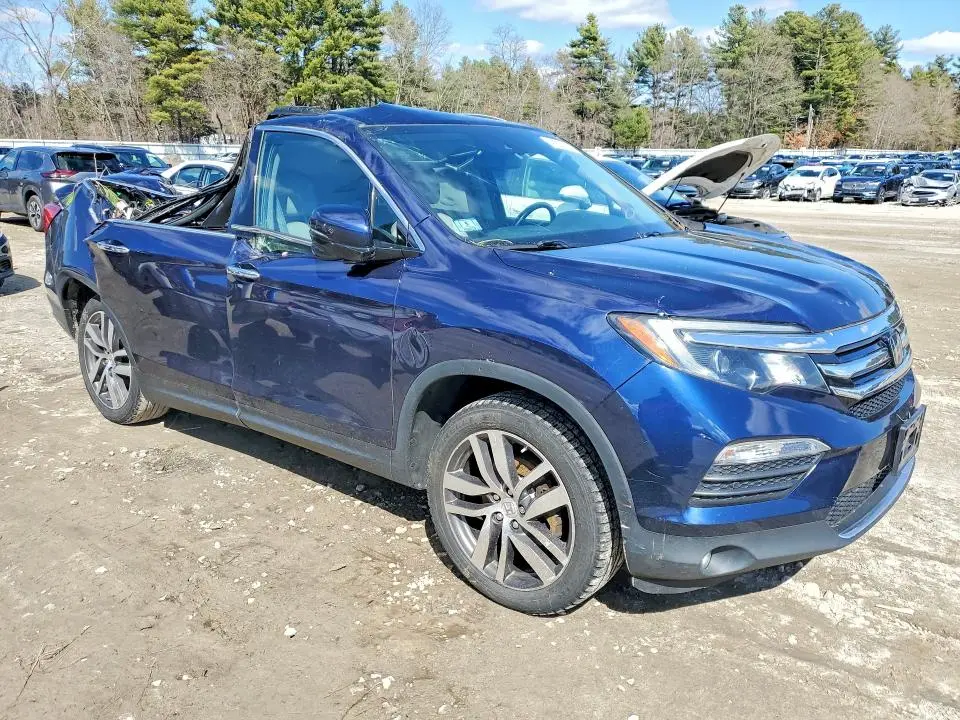 2017 HONDA PILOT TOURING  