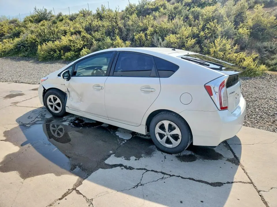 2012 TOYOTA PRIUS TWO  