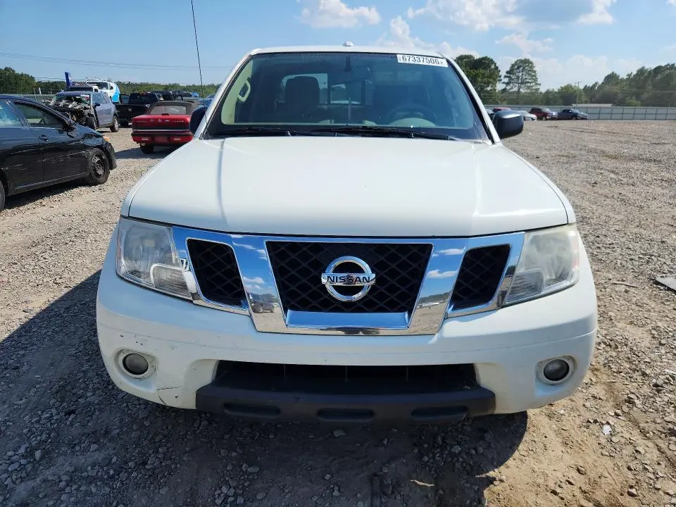 2014 NISSAN FRONTIER S  