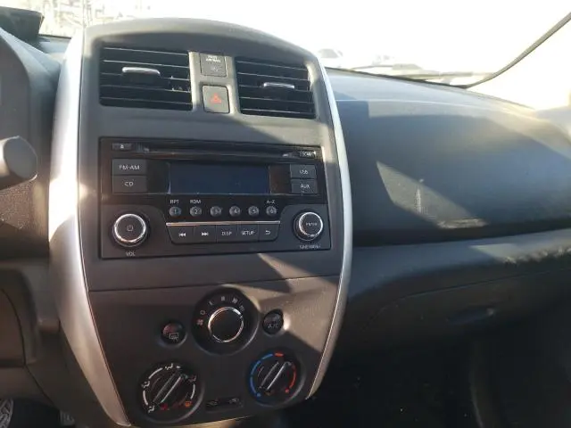2018 NISSAN VERSA S