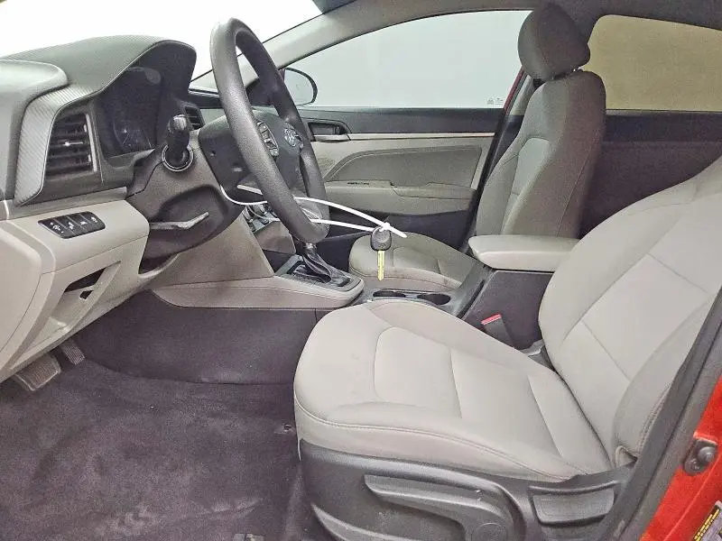 2019 HYUNDAI ELANTRA SEL  