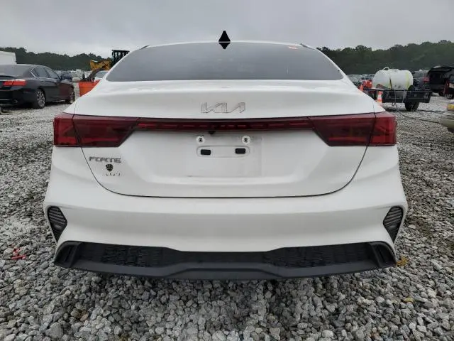 2024 KIA FORTE LX  