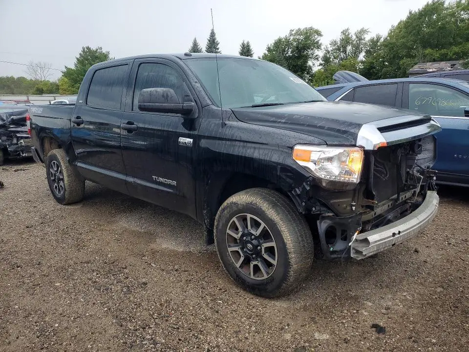 2016 TOYOTA TUNDRA SR5  