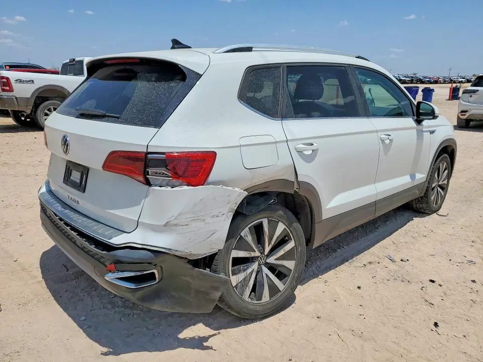 2022 VOLKSWAGEN TAOS SE  