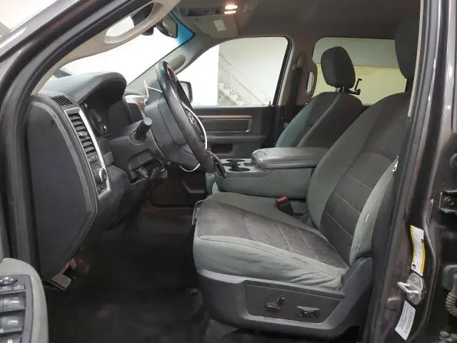 2015 RAM 1500 SLT  