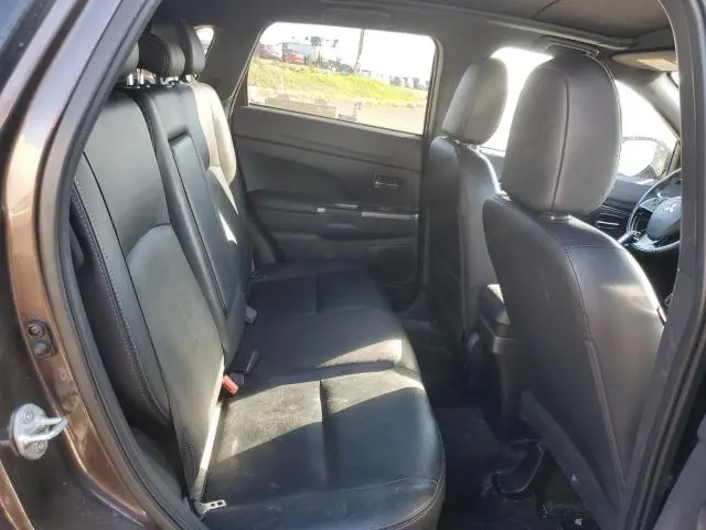 2021 MITSUBISHI RVR SE