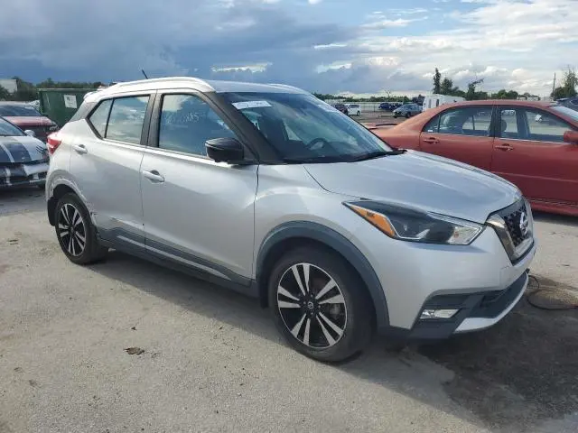 2019 NISSAN KICKS S  