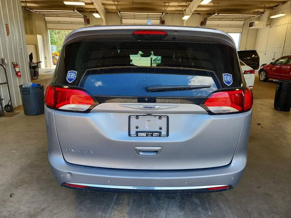 2020 CHRYSLER PACIFICA TOURING L PLUS  