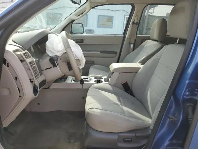 2010 FORD ESCAPE XLT  