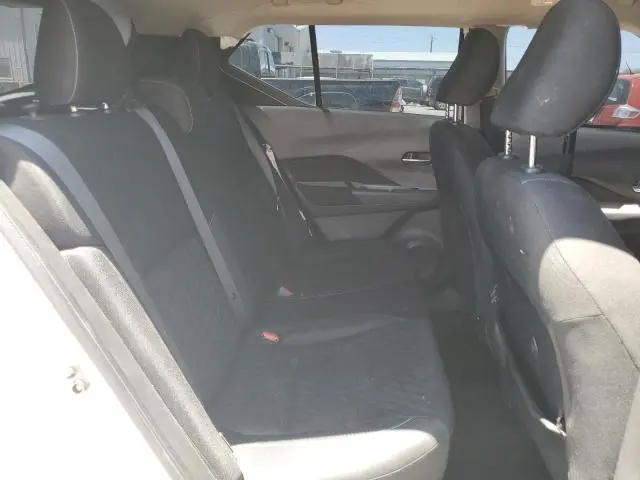 2022 NISSAN KICKS SV  